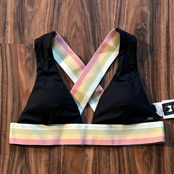 Rip Curl Beach Botanical Deep V Back - Picture 6 of 15